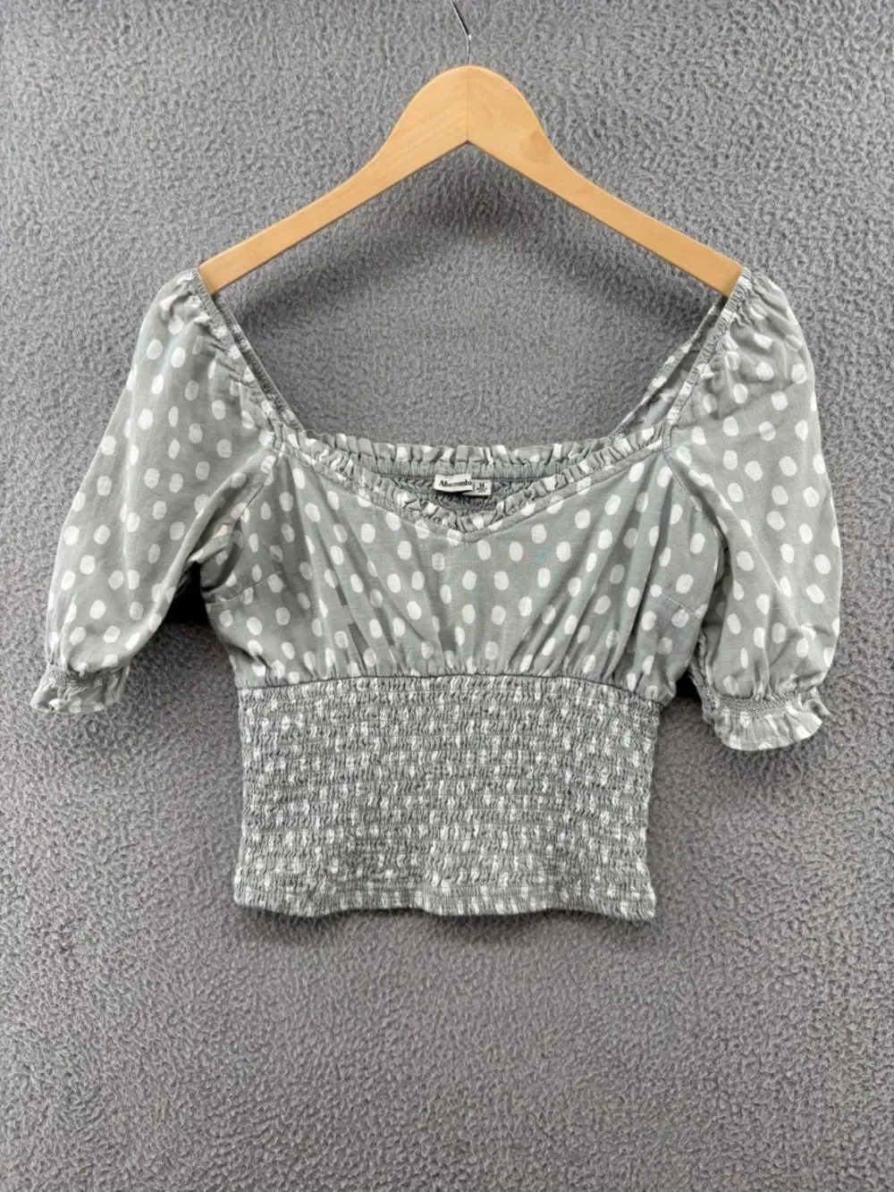 Abercrombie & Fitch Polka Dot Smocked Puff Sleeve Top M